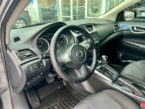 Used 2019 Nissan Sentra SR image 12