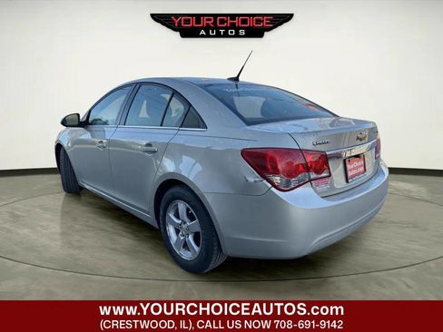 Used 2013 Chevrolet Cruze LT image 3