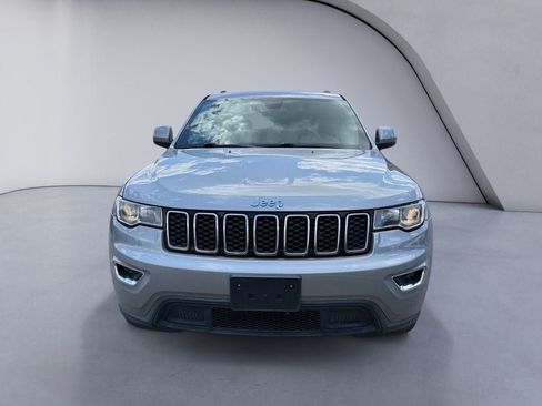 Used 2017 Jeep Grand Cherokee Laredo w/ Quick Order Package 23E AWD/4WD image 8
