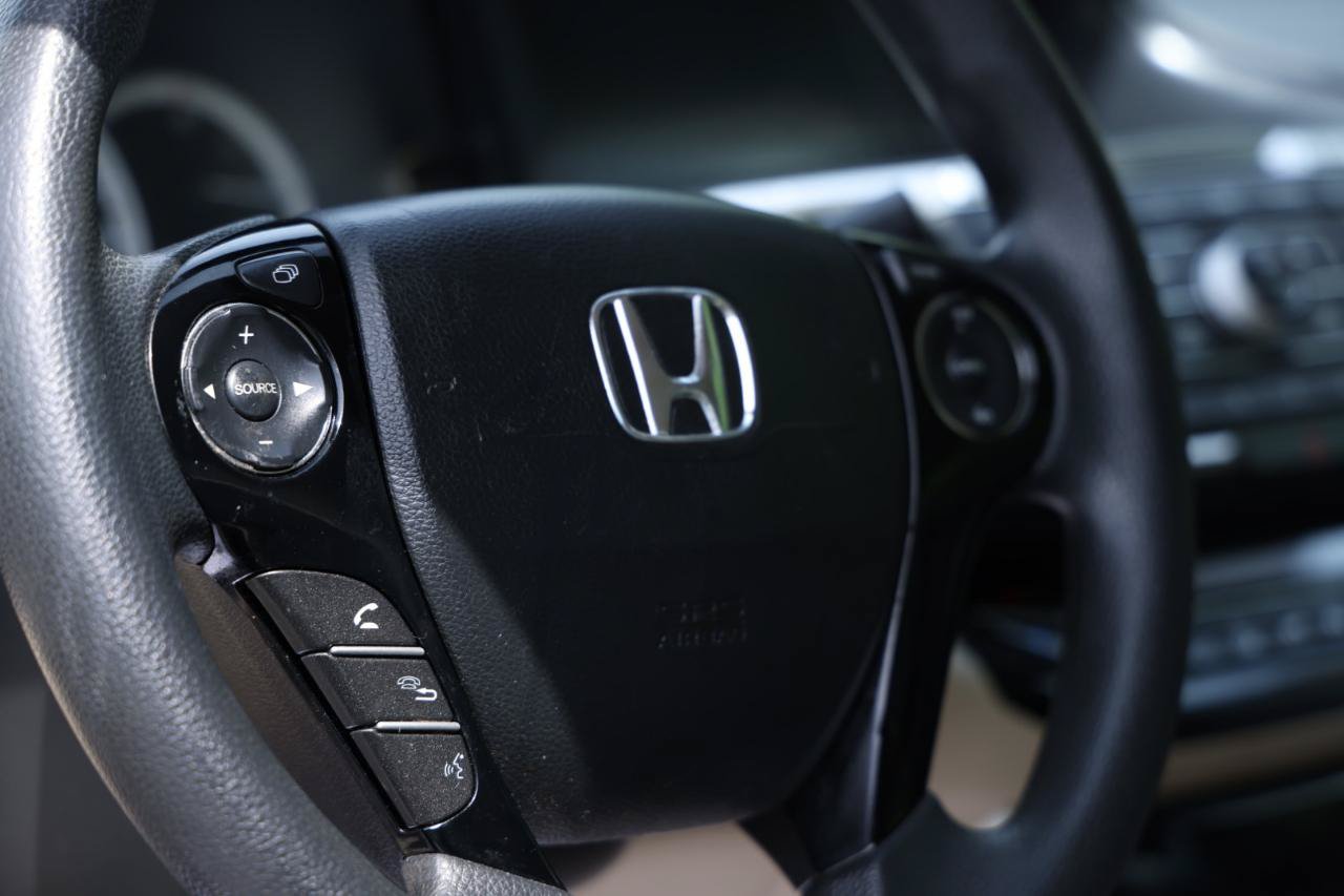 Used 2017 Honda Accord LX image 13