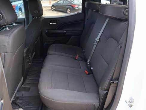 Used 2024 Chevrolet Colorado LT w/ LT Convenience Package image 11