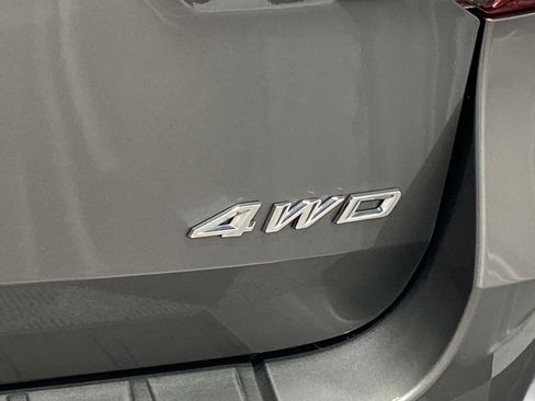 Used 2021 Ford Explorer XLT w/ Equipment Group 202A AWD/4WD image 8