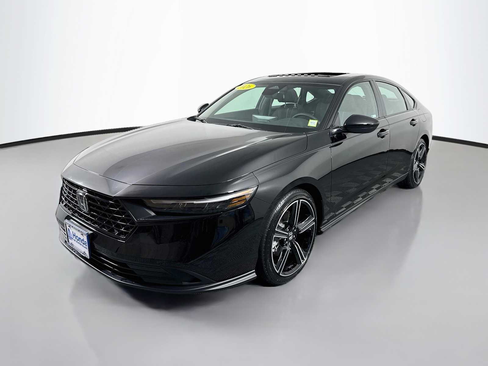 Used 2026 Honda Accord Sport image 3