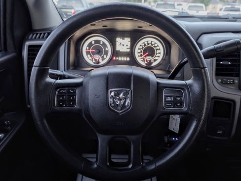 Used 2015 RAM 2500 Tradesman w/ Chrome Appearance Group AWD/4WD image 10