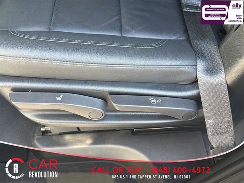 Used 2024 Chevrolet Tahoe LT AWD/4WD image 39