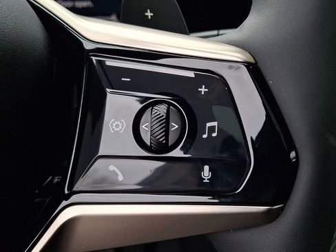 Used 2025 BMW X3 xDrive30i w/ Premium Package image 23