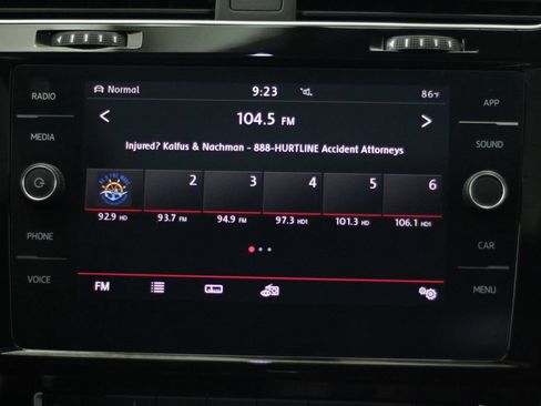 Used 2019 Volkswagen GTI SE FWD image 20