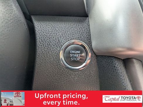 Used 2015 Toyota Highlander Limited image 21