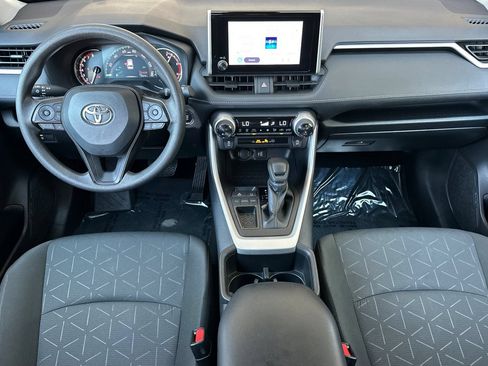 Used 2025 Toyota RAV4 XLE FWD image 13