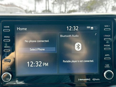 Used 2022 Toyota Highlander XLE image 14