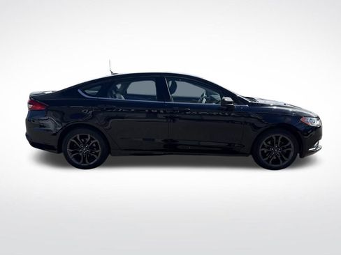 Used 2018 Ford Fusion SE w/ Equipment Group 201A image 6