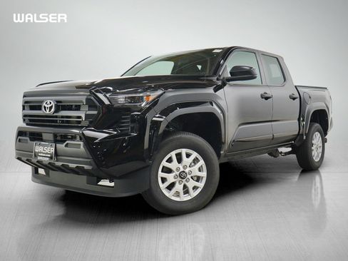 Used 2024 Toyota Tacoma SR AWD/4WD image 1