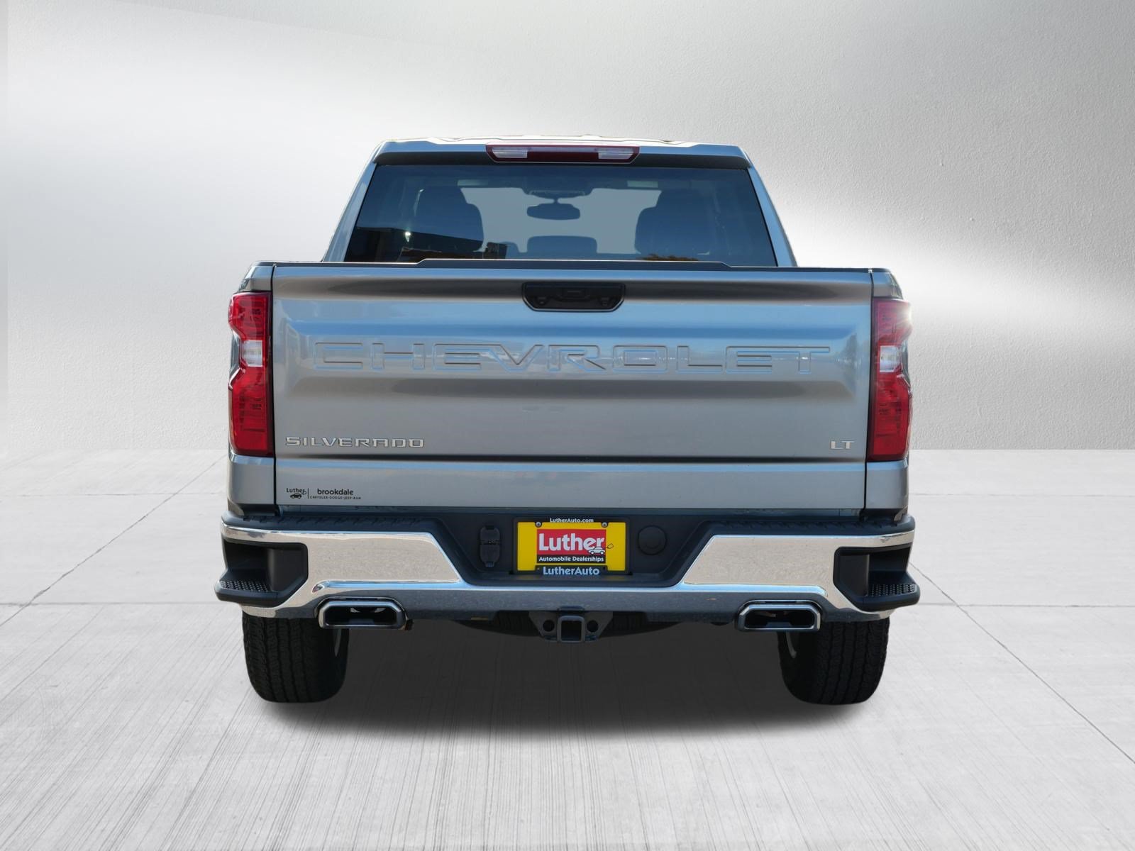 Used 2025 Chevrolet Silverado 1500 LT AWD/4WD image 6