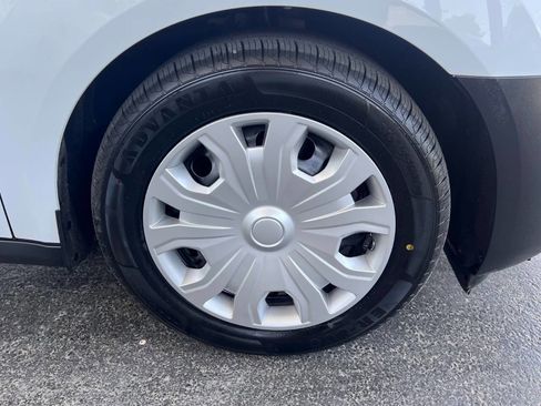 Used 2020 Ford Transit Connect XL image 23