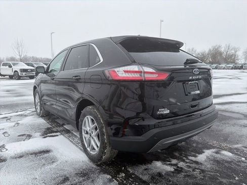 Used 2024 Ford Edge SEL image 4