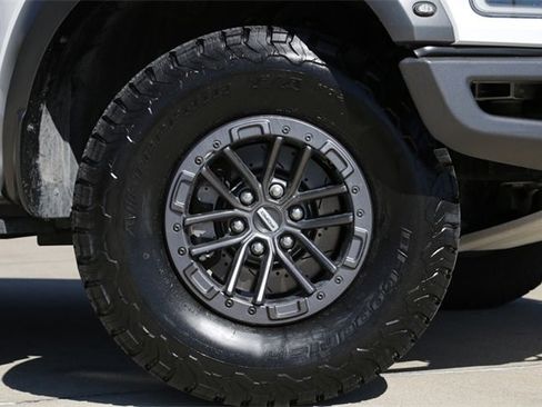 Used 2020 Ford F150 Raptor w/ Equipment Group 802A Luxury image 2