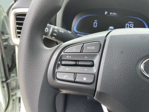 New 2026 Hyundai Venue SE FWD image 28