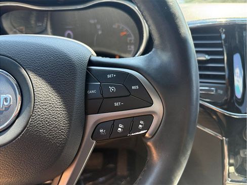 Used 2019 Jeep Grand Cherokee Limited w/ Luxury Group II RWD image 28