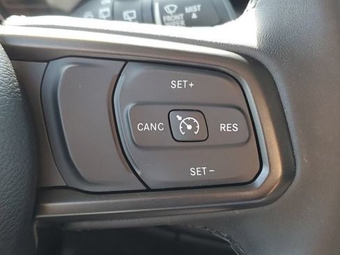 Used 2023 Jeep Wrangler Unlimited AWD/4WD image 11