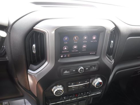 Used 2023 GMC Sierra 2500 Pro w/ Fleet Convenience Package RWD image 16