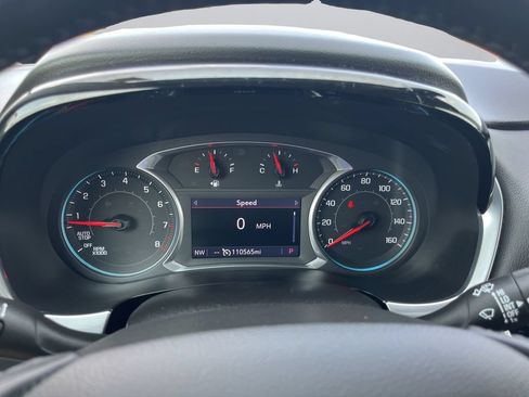 Used 2021 Chevrolet Traverse LT AWD/4WD image 17