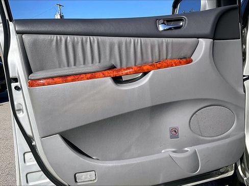 Used 2010 Toyota Sienna XLE w/ Towing Prep Pkg FWD image 14