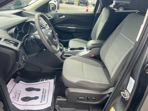 Used 2014 Ford Escape SE image 17