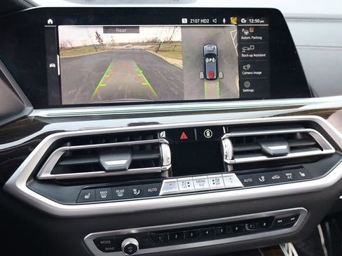 Used 2021 BMW X5 xDrive40i image 18