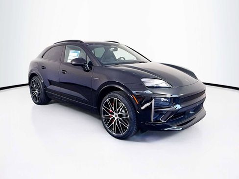 New 2025 Porsche Macan Turbo Electric image 7
