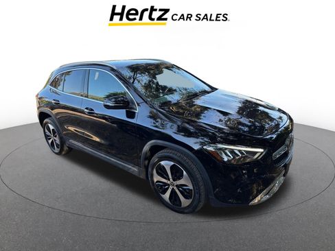 Used 2025 Mercedes-Benz GLA 250 4MATIC image 1
