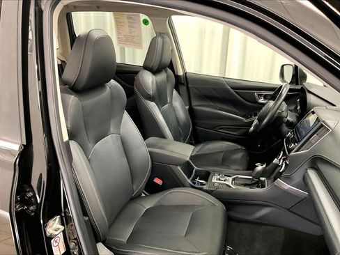 Used 2019 Subaru Forester Limited AWD/4WD image 11