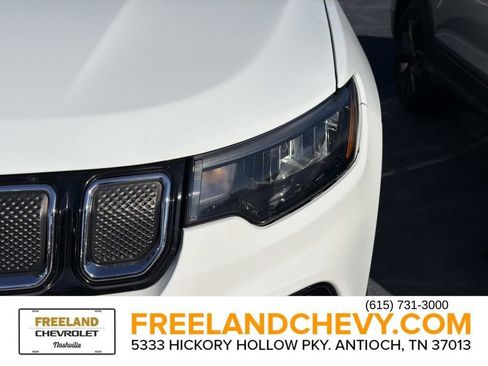 Used 2022 Jeep Compass Limited image 7