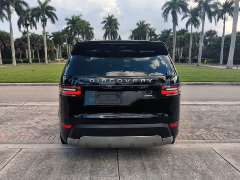 Used 2017 Land Rover Discovery HSE image 6