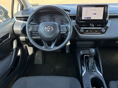 Used 2024 Toyota Corolla LE FWD image 9