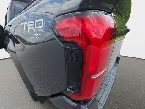 Used 2024 Toyota Tacoma TRD Sport w/ TRD Sport Upgrade Package AWD/4WD image 33