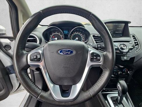 Used 2014 Ford Fiesta Titanium image 13