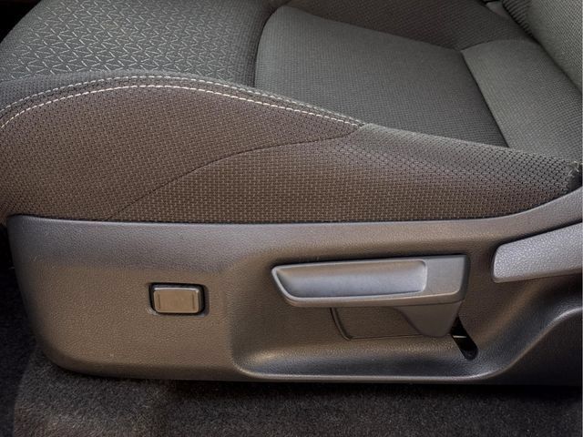 Used 2025 Toyota 4Runner SR5 AWD/4WD image 14