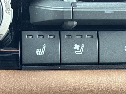 Used 2026 Toyota Tundra 1794 Edition image 27