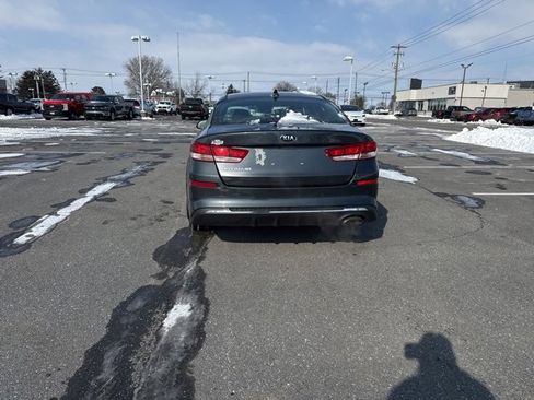 Used 2020 Kia Optima LX image 3