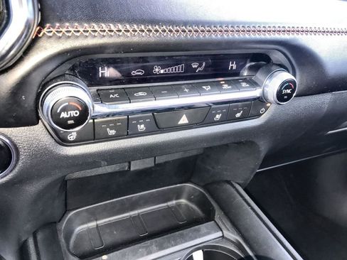 Used 2025 MAZDA CX-50 AWD 2.5 Turbo w/ Premium Pkg image 18