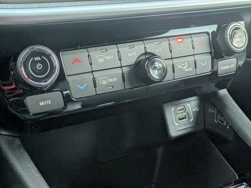 New 2026 Jeep Compass Limited AWD/4WD image 21