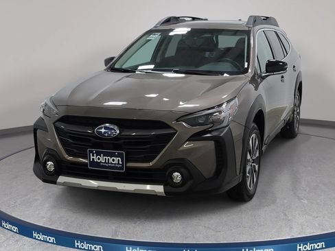 Used 2023 Subaru Outback Limited AWD/4WD image 1