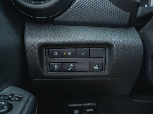 Used 2024 Nissan Kicks S image 14