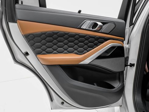 Used 2022 BMW X6 M w/ Competition Package image 41