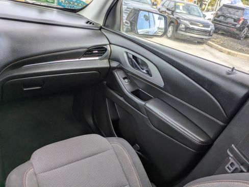 Used 2018 Chevrolet Traverse LS image 19