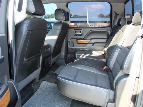 Used 2017 Chevrolet Silverado 1500 High Country AWD/4WD image 10