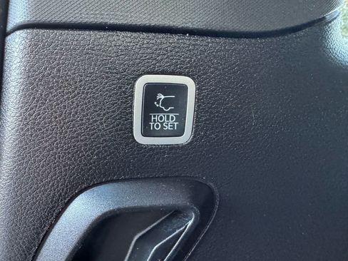 Used 2022 Jeep Wagoneer Series III w/ Convenience Group I image 16