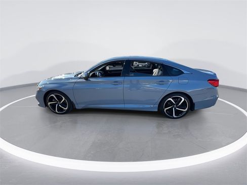 Used 2022 Honda Accord Sport image 8