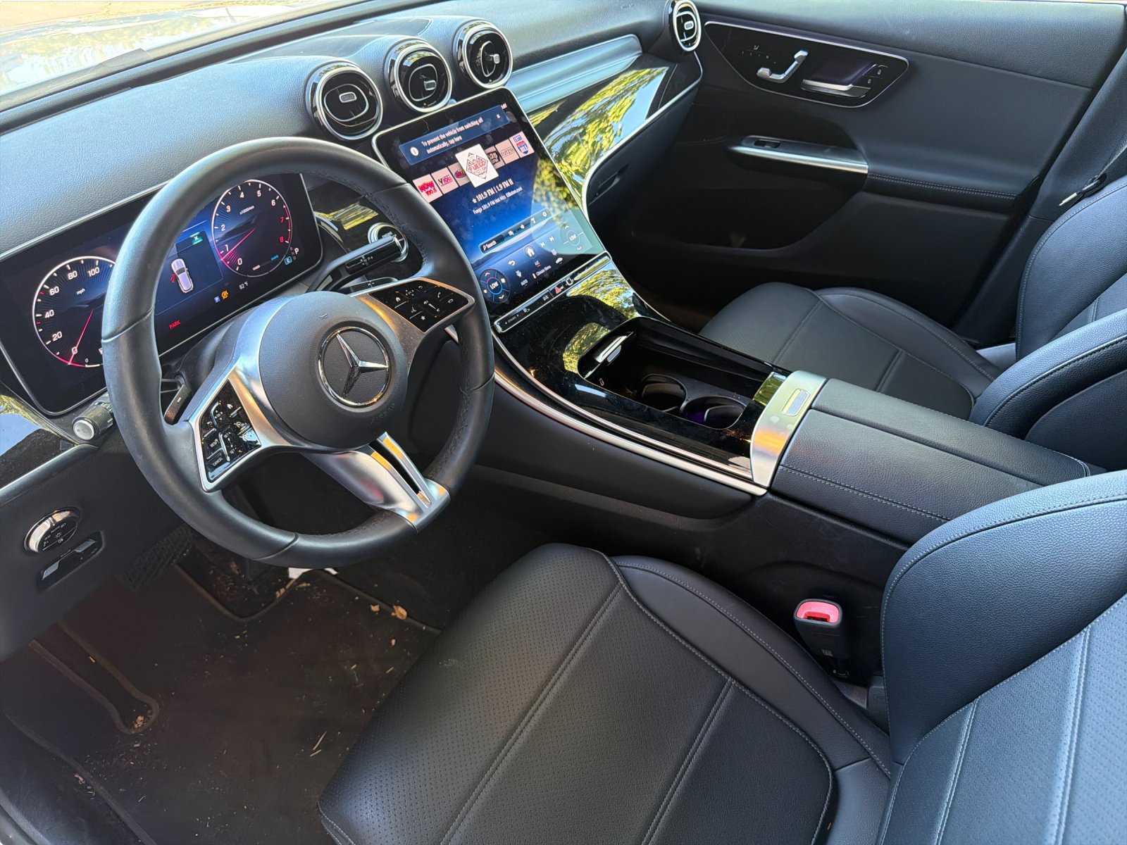 Used 2026 Mercedes-Benz GLC 300 4MATIC image 8