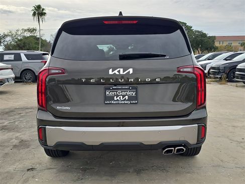 New 2025 Kia Telluride S image 7